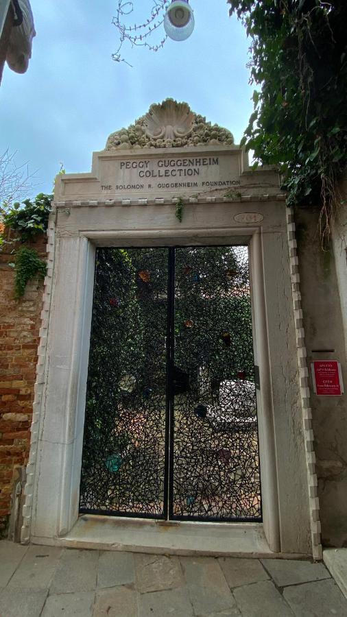 Ferienwohnung Artistico - Artistic Flat In Front Of Guggenheim Collection Venedig Exterior foto